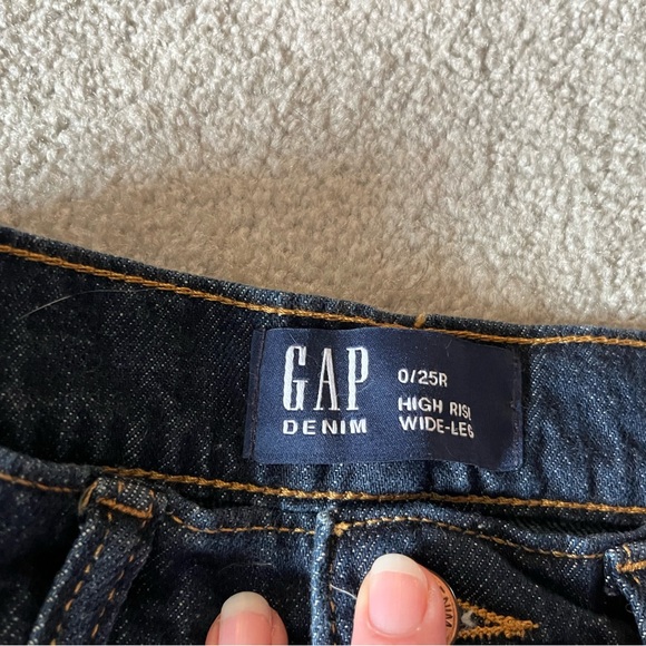 GAP High Rise Cuffed Wide-Leg Jeans in Dark Wash Indigo - Size 25/0R - Picture 11 of 11